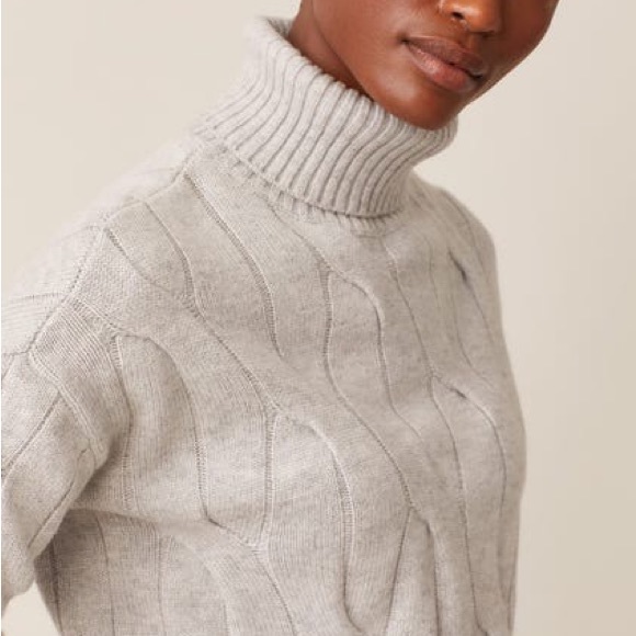 J. McLaughlin - Dania Cashmere Sweater NWT - Picture 4 of 6